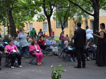 Köztéri Melódiák - Stádium